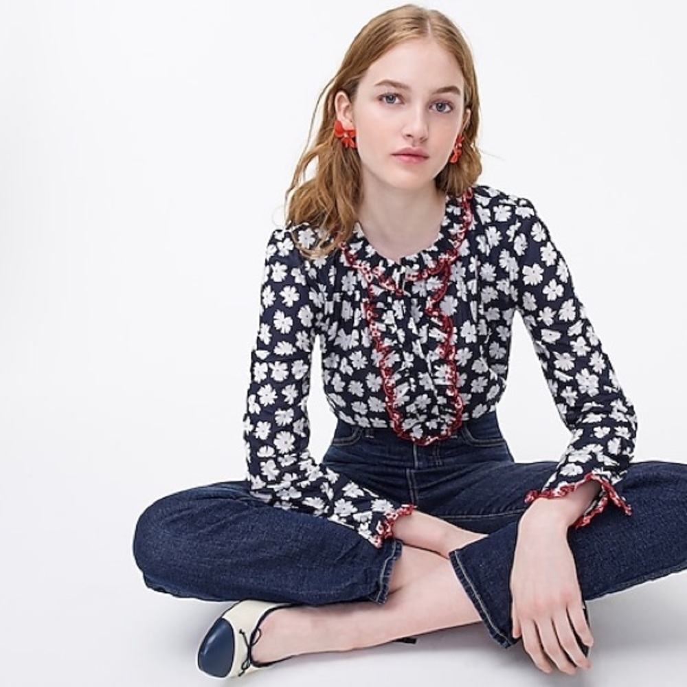 Embroidered Ruffle Blouse In Scattered Daisies - Picture 3 of 6